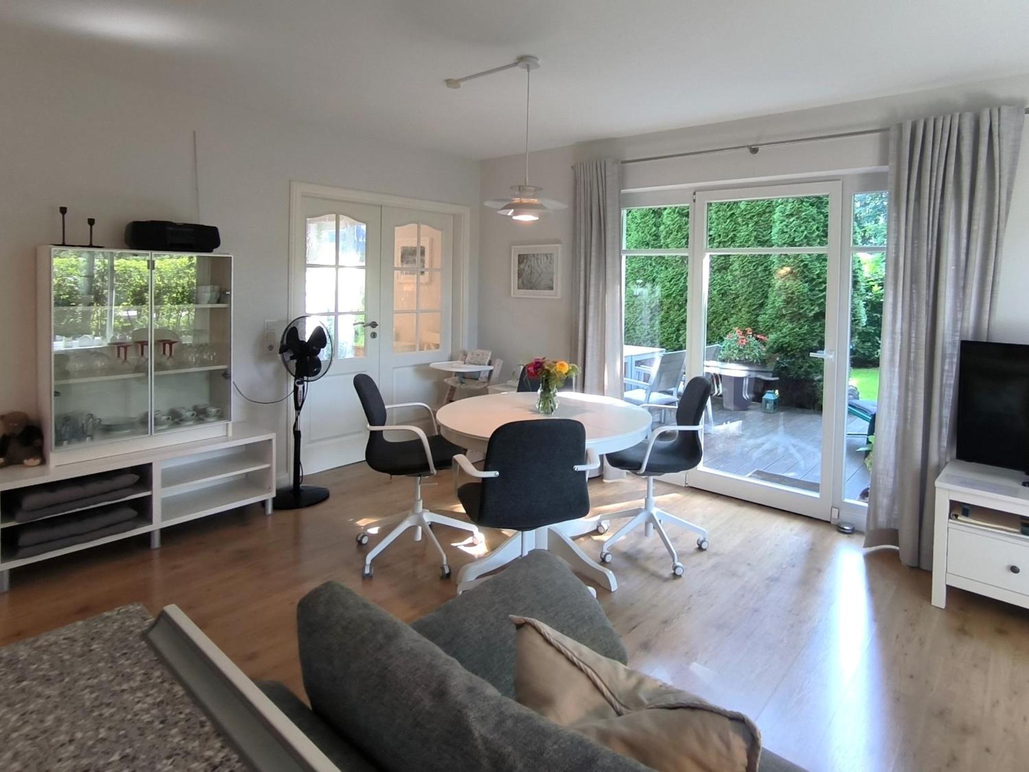 Ferienhaus Inger - Stilvolles Und Modernes Ferienhaus Mit Terrasse Und Gartennutzung Tarp Buitenkant foto