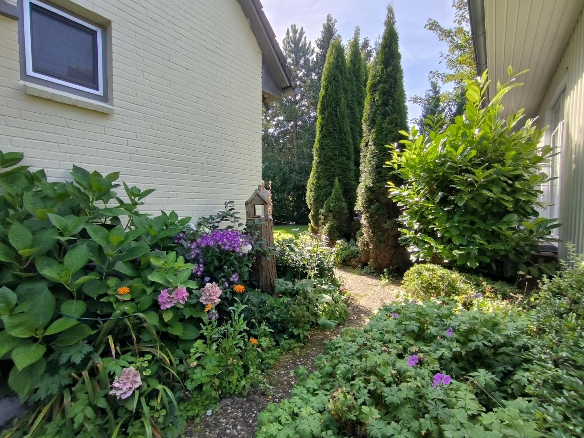Ferienhaus Inger - Stilvolles Und Modernes Ferienhaus Mit Terrasse Und Gartennutzung Tarp Buitenkant foto